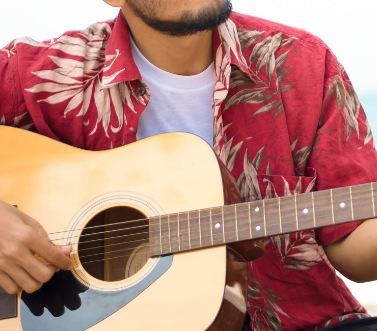 Summer activities include live poolside entertainment at the Bahia Resort Hotel in Mission Beach, San Diego