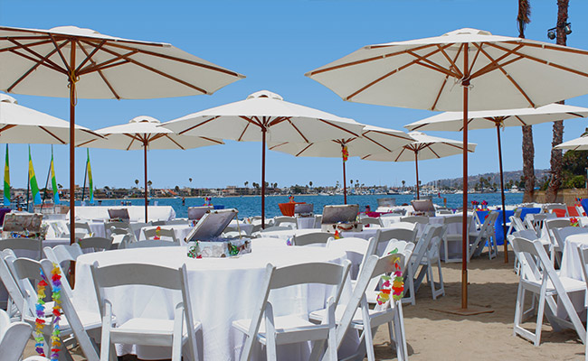 An outdoor meeting setting at the Bahia Resort Hotel, one of the helpful tips for planning your first post-COVID meeting.