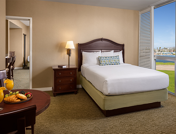 Additional double bedroom a Junior Suite at the Bahia Resort Hotel in San Diego